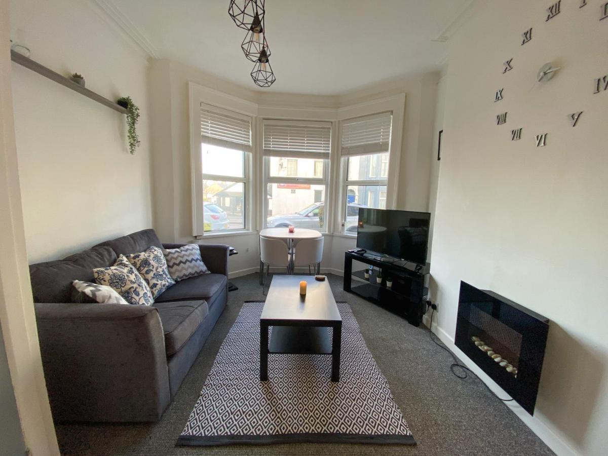Cheap & Cheerful Apartment Near Bangor Marina Экстерьер фото