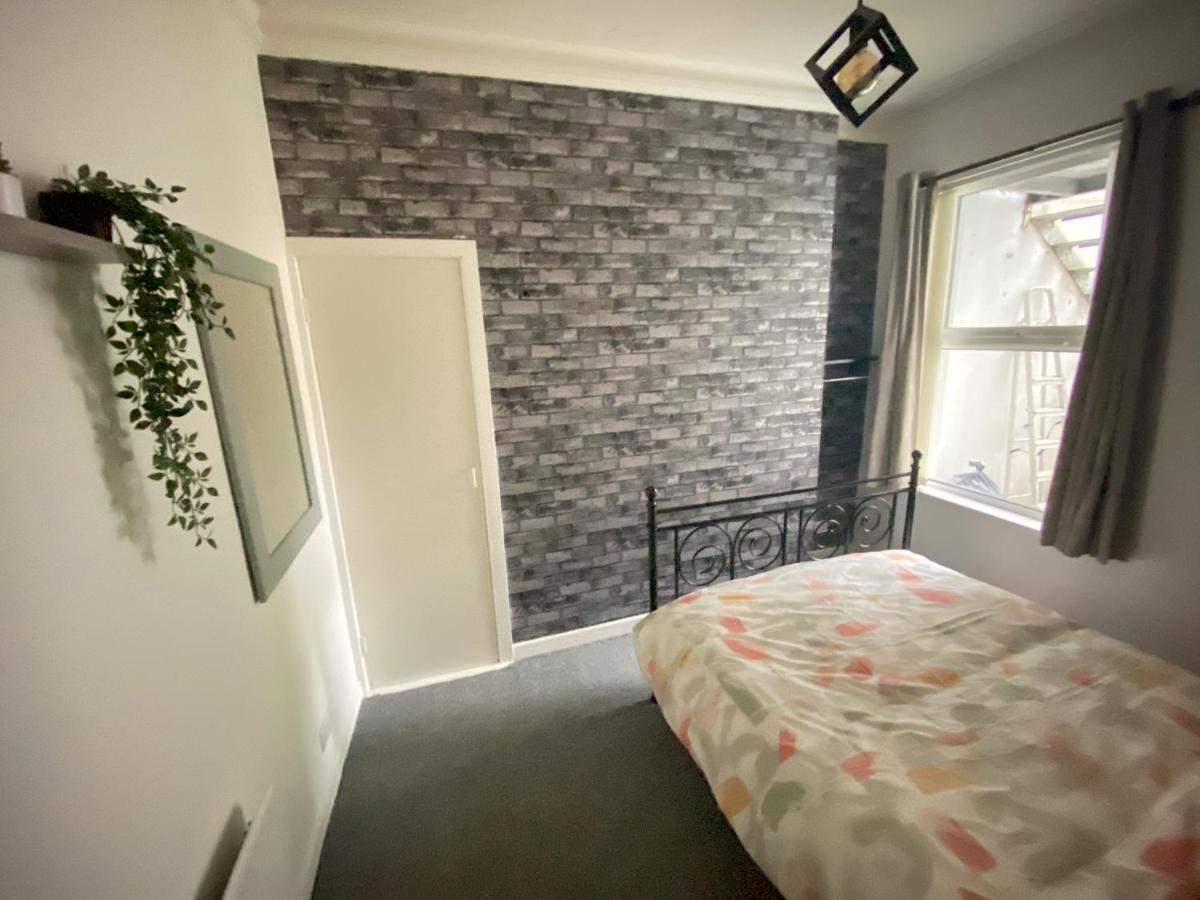 Cheap & Cheerful Apartment Near Bangor Marina Экстерьер фото